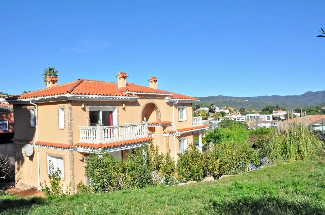 Villa Aba Льорет-де-Мар